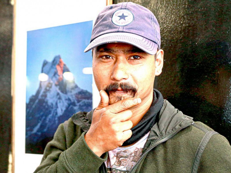 फिल्म चलोस् नचलोस् सौगात चलेकै छन्